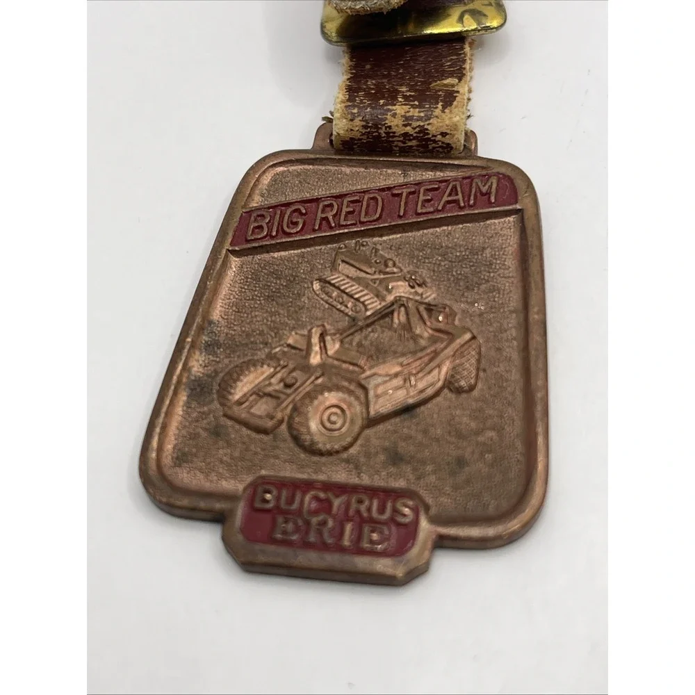 Bucyrus Erie Big Red Team Watch‎ Fob Vintage Construction Equipment Advertising